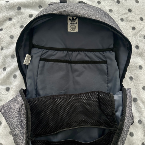 Adidas Unisex Backpack - Picture 3 of 4